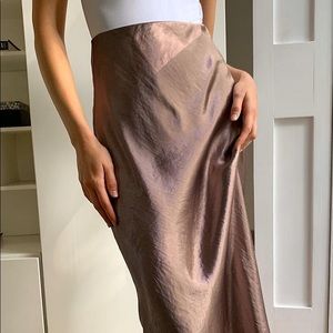 Beautiful Babaton slip skirt